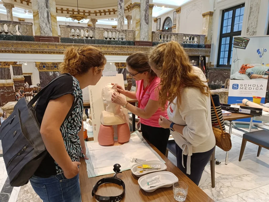 Schola Medica training